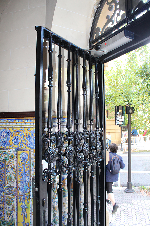 restauracion_de_puerta_motorizada_en_donostia_san_sebastian_calle_easo_31.jpg