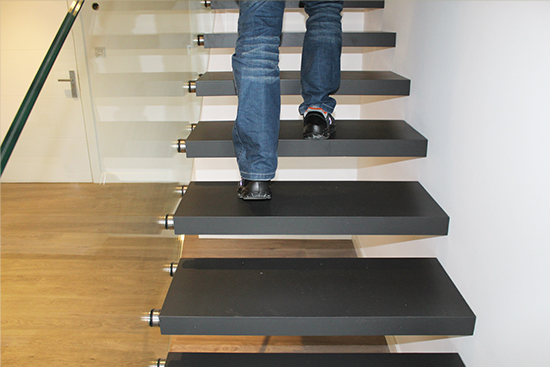 escaleras_con_anchura_comoda_en_normativa_en_fuenterrabia_y_hondarribia_irun.jpg