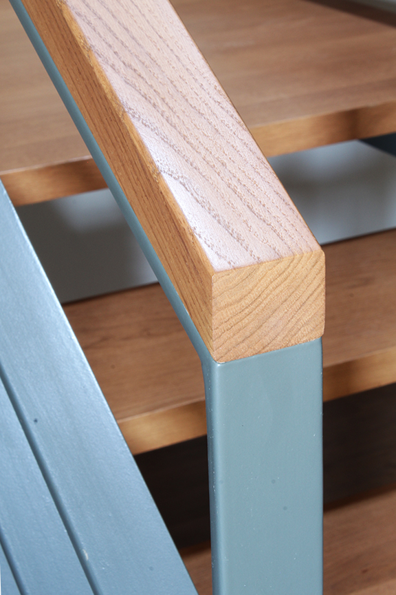 barandillas_de_acero_galvanizado_y_madera_en_navarra_bera_bera_pamplona.jpg