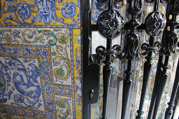 herreros_en_donostia_san_sebastian_restauracion_de_porton_de_portal.jpg