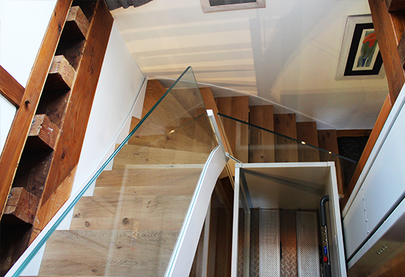 escaleras_compensadas_en_donostia_san_sebastian_metalicas_y_madera_tolosa_berastegi.jpg