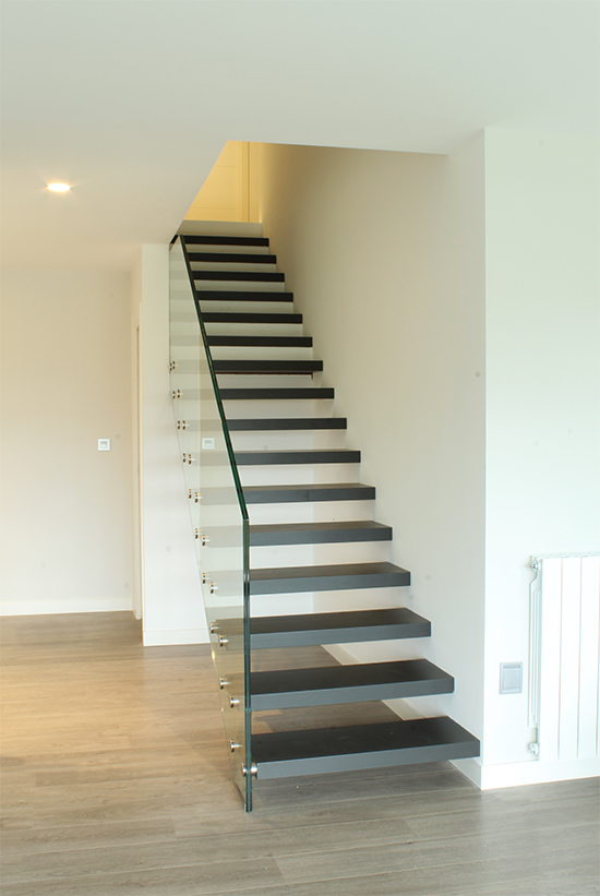 escalera_volada_en_hondarribia_diseno.jpg