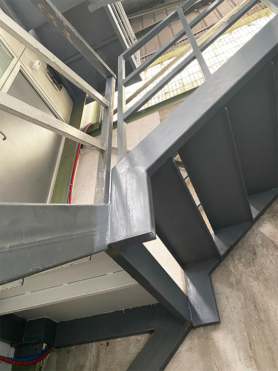 empresas_de_gipuzkoa_fabricantes_de_escaleras_industriales_de_hierro_y_acero.jpg