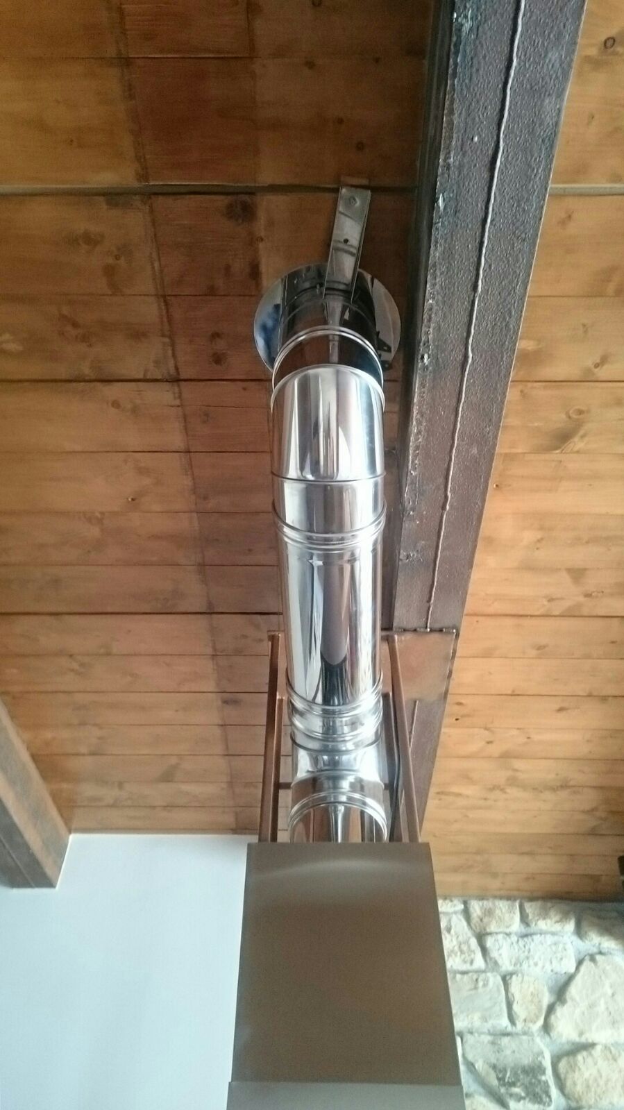 colocacion_de_campanas_extractoras_de_humos_en_donostia_san_sebastian_gipuzkoa.jpg