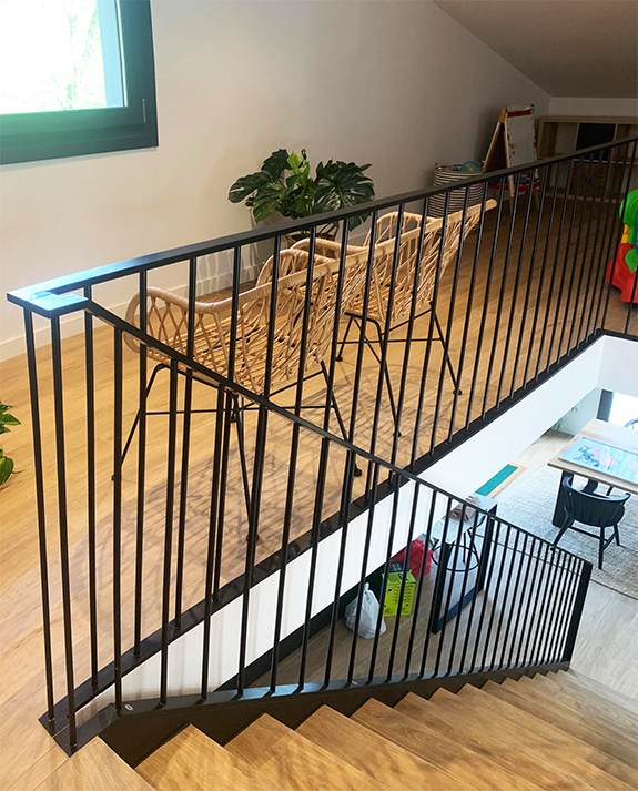 fabricantes_de_escaleras_metalicas_y_madera_en_gipuzkoa_lezo_irun_erreteria.jpg