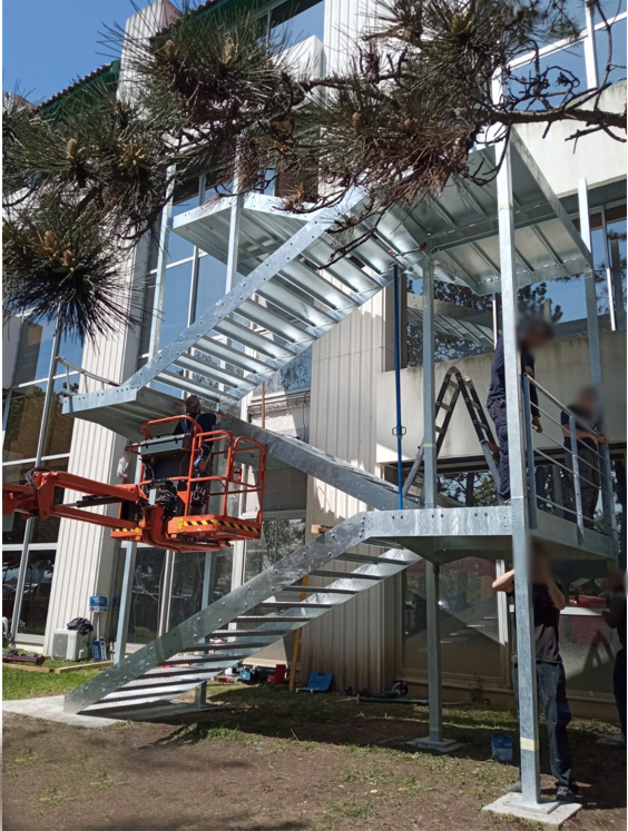 fabrication_de_escaleras_au_biarritz_france_metalisterie.jpg