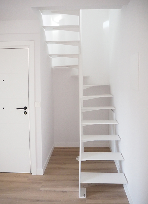 empresas_fabricantes_de_escaleras_en_donostia_san_sebastian_herrerias.jpg