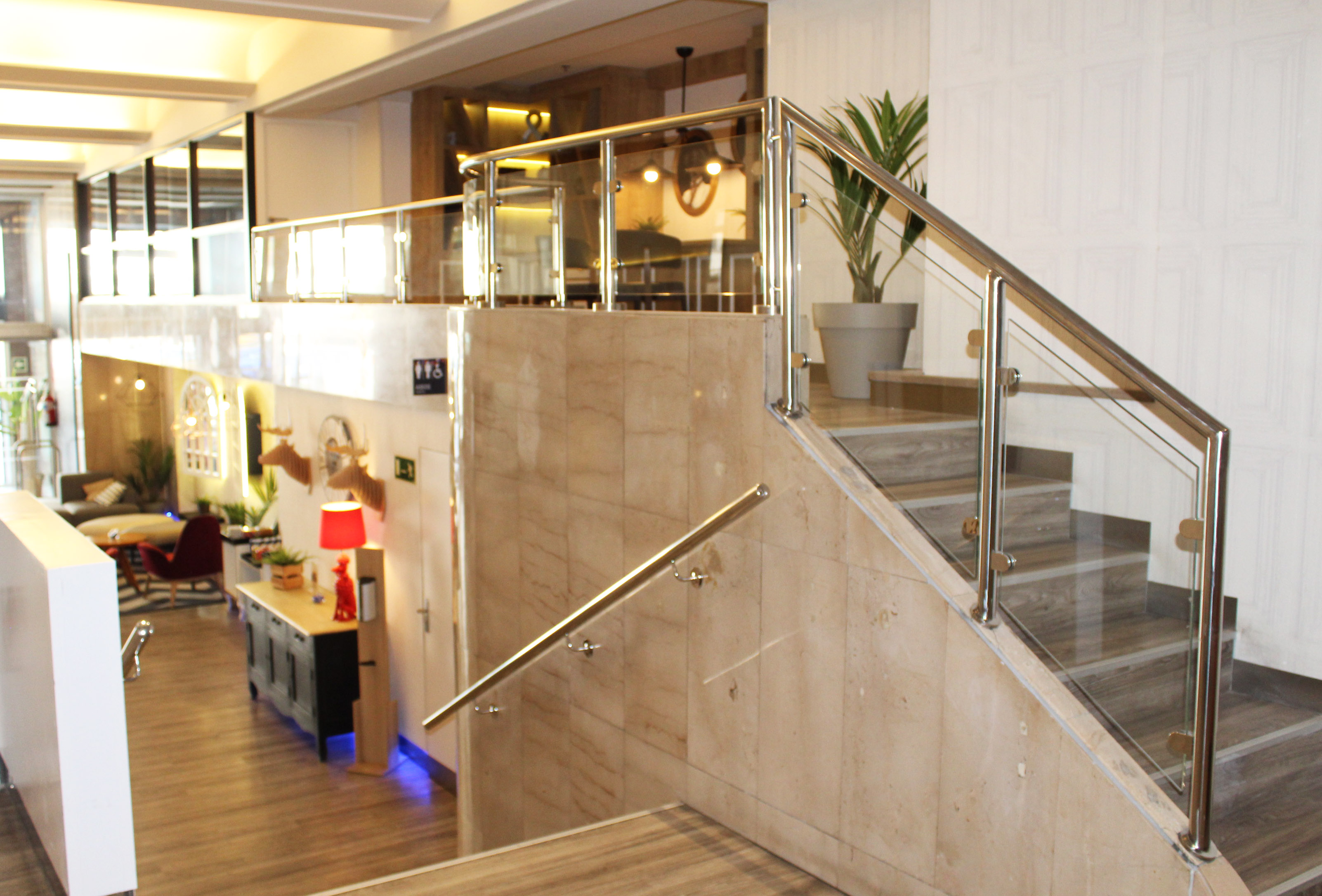 hoteles_en_san_sebastian_donostia_hotel_orly_decoracion_interior.jpg