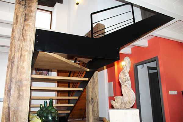 escaleras_interiores_en_navarra_pamplona_etxalar_de_diseo.jpg