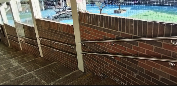 ibarkalde_proyecto_pasamanos_inox_304_en_el_colegio_aleman.jpg