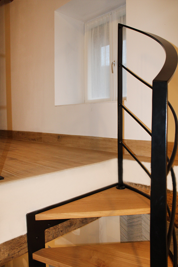 escaleras_de_diente_de_sierra_en_navarra_pamplona_udabe_nafarroa.jpg