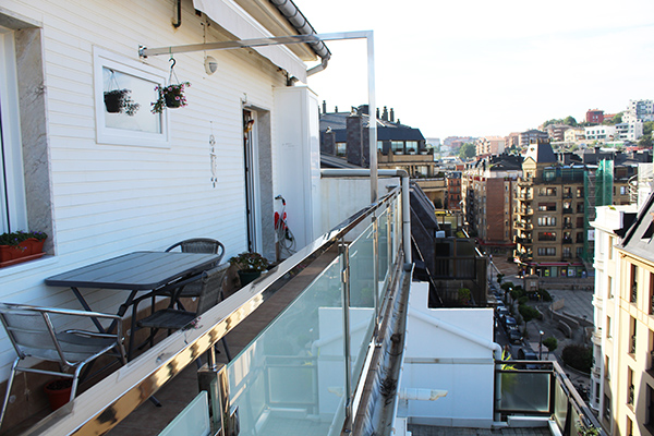 barandilla_en_el_barrio_de_gros_de_san_sebastian_donostia_aisi_316.jpg