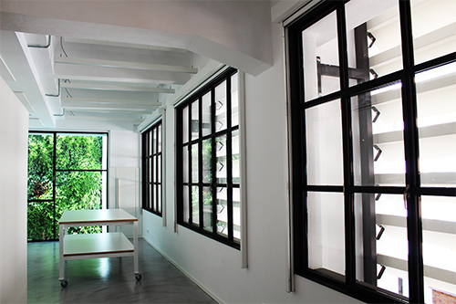 sistemas_de_ventanas_perfil_jansen_en_el_edificio_de_tabakalera_santander_partners_metalco.jpg