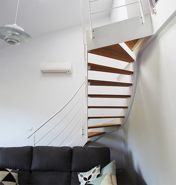 las_escaleras_metalicas_mas_bonitas_escaleras_interiores_de_madera_y_hierro_ibarkalde.jpg