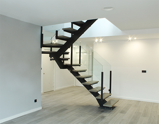 fotografias_de_escaleras_metalicas_en_la_provincia_de_burgos_miranda_de_ebro.jpg