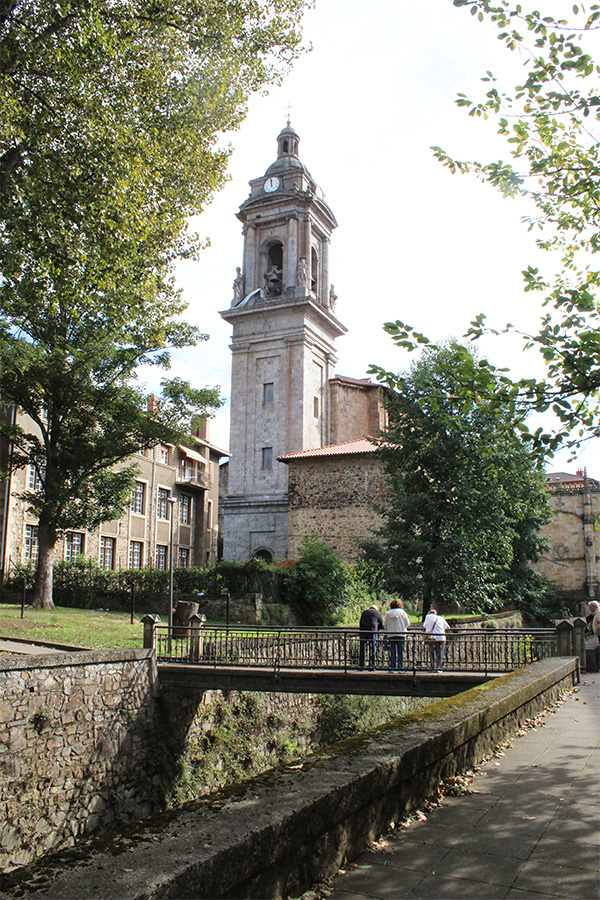 iglesia_san_miguel_arcangel_de_onate_gipuzkoa.jpg