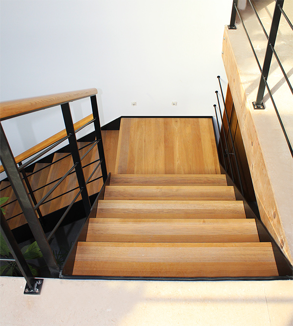 especialistas_en_escaleras_en_francia.jpg