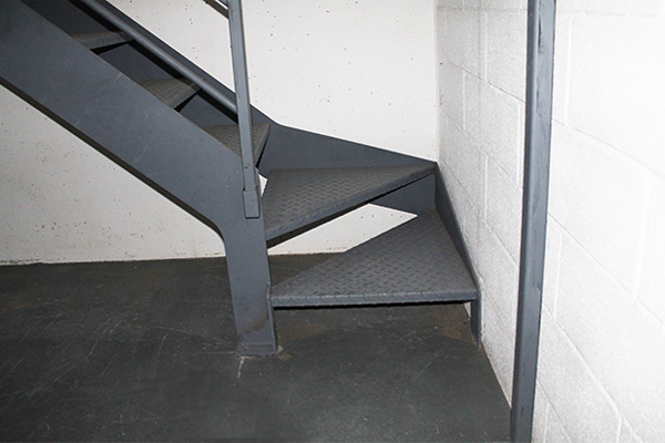 que_tipo_de_escalera_utilizar_para_una_entreplanta_gipuzkoa.jpg